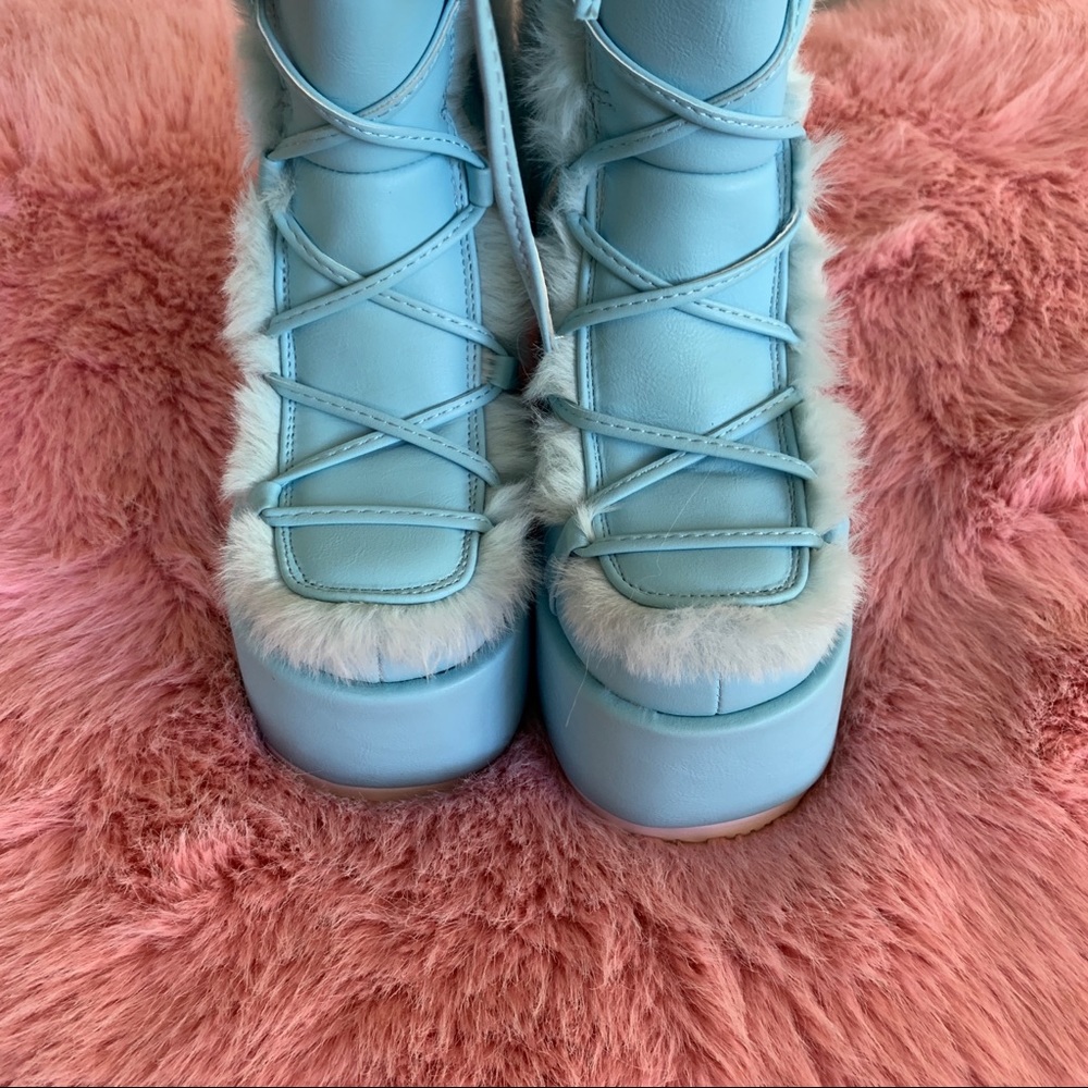 New Demonia x Dolls Kill Baby Blue Faux Fur Boots - Picture 4 of 8